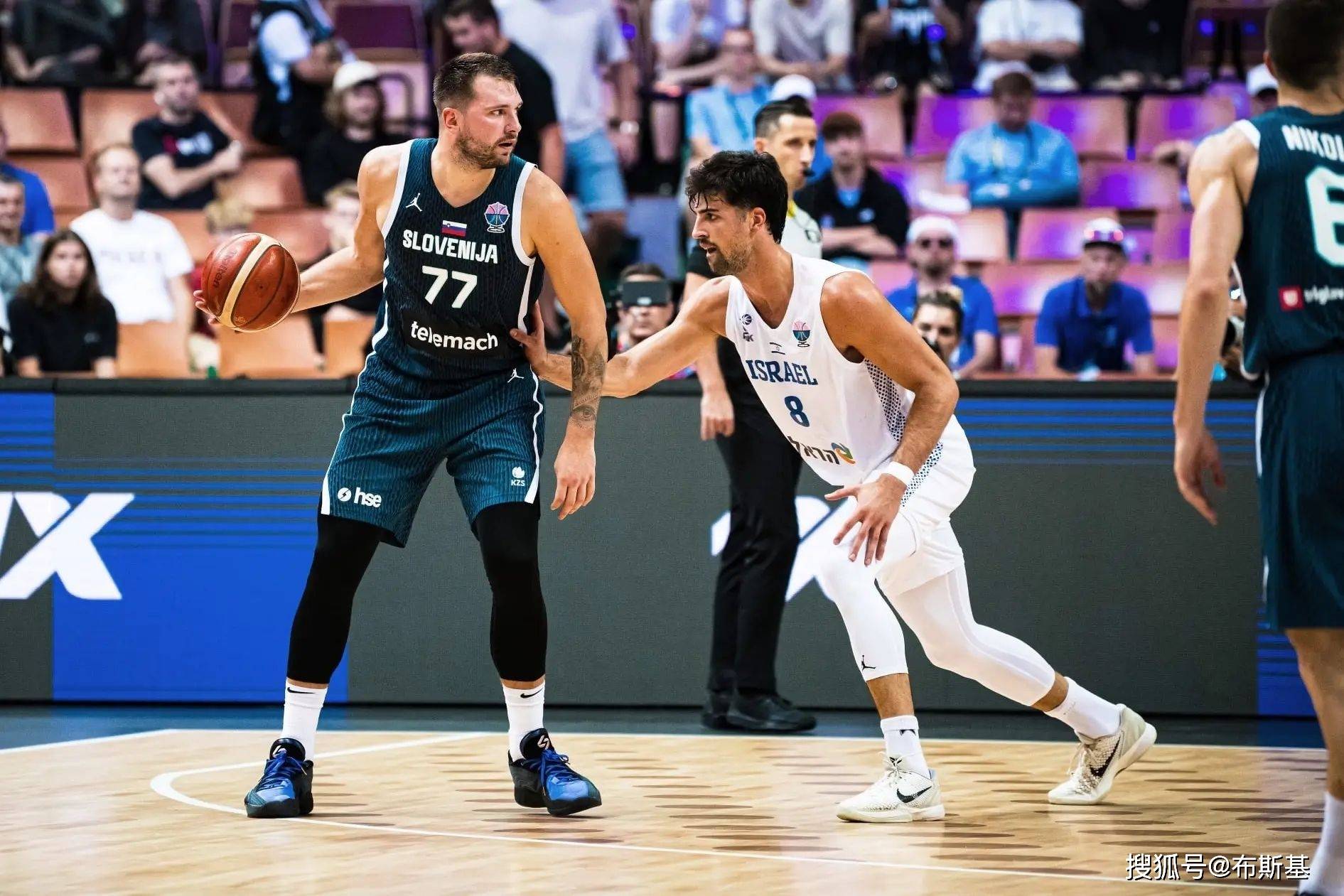 包含东契奇迎来五赛季出色发挥，拜仁观众热烈欢呼！赛场气氛高涨的词条